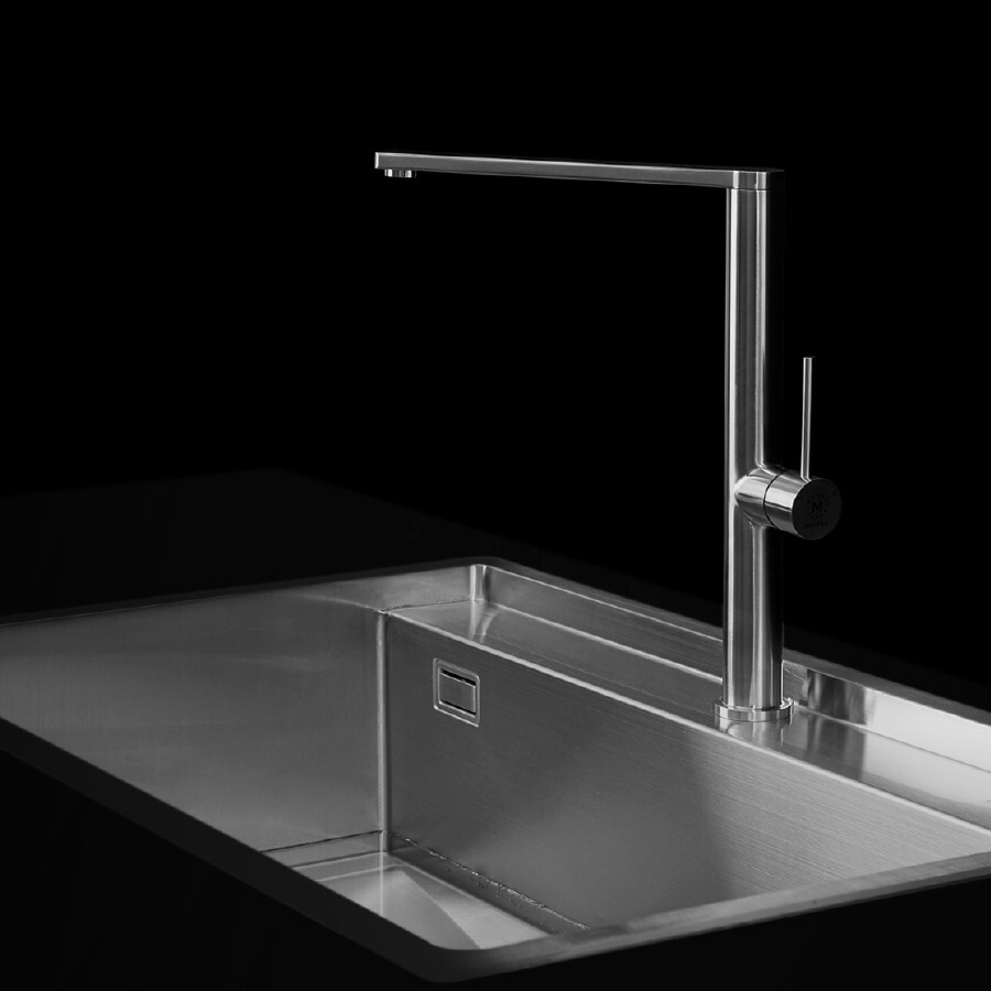 Vòi rửa chén nóng lạnh Inox 304 Malloca K061SS - Ảnh 3