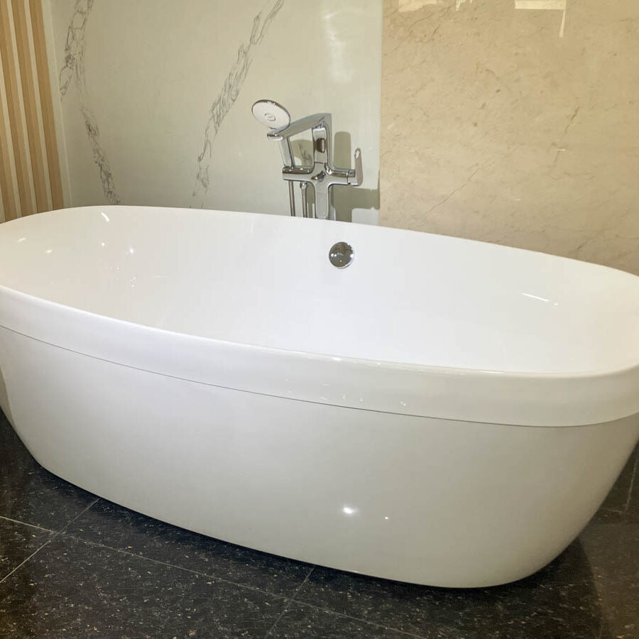 Bồn tắm nhựa Acrylic Inax BF-1858V (BF1858V)