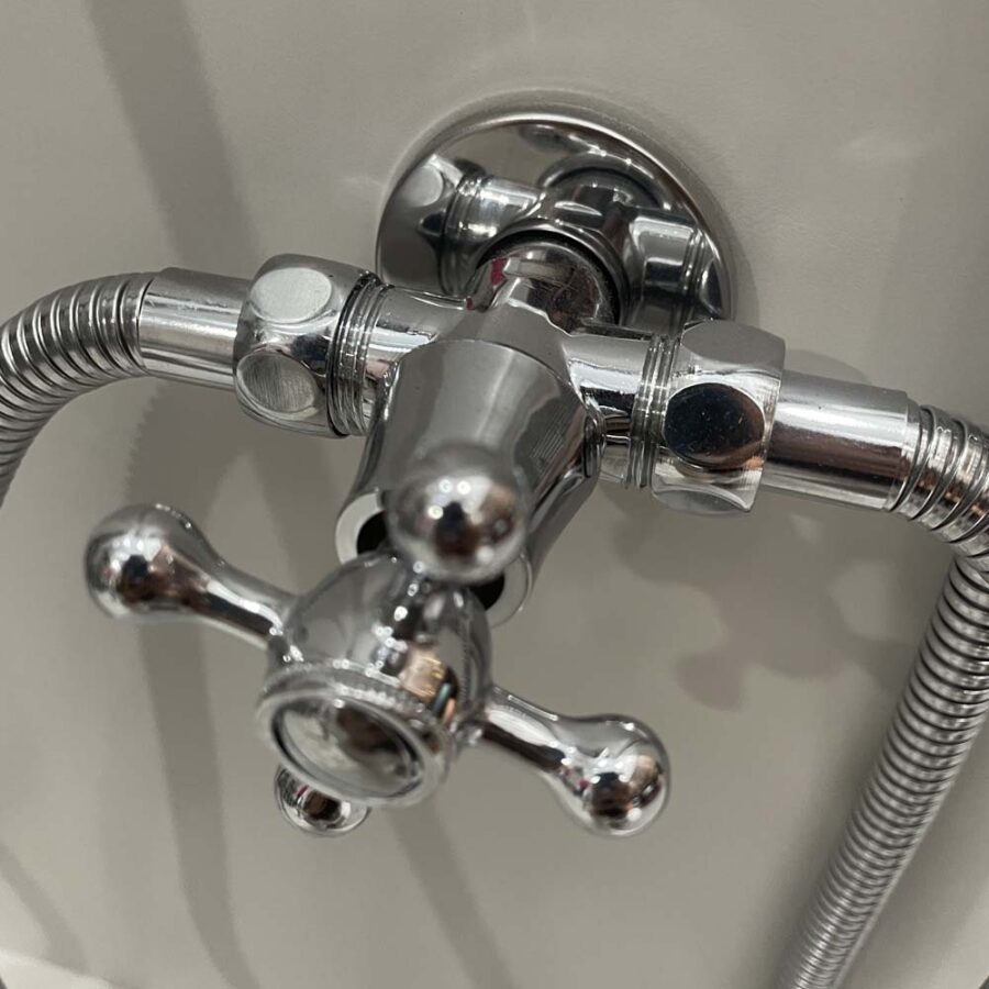 Van góc bằng đồng Kanly CHV12