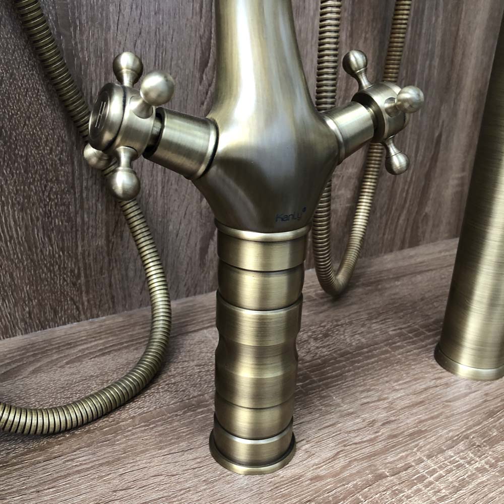 Vòi chậu lavabo nóng lạnh bằng đồng Kanly GCA10