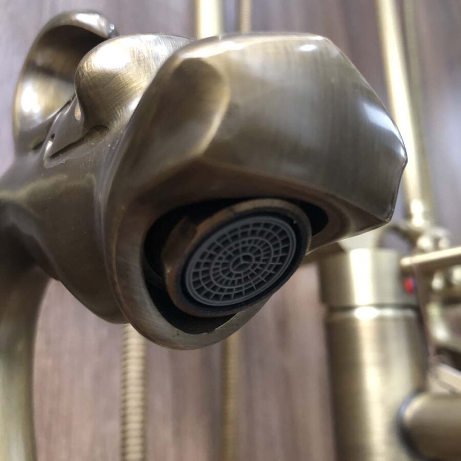 Vòi chậu lavabo nóng lạnh bằng đồng Kanly GCA10