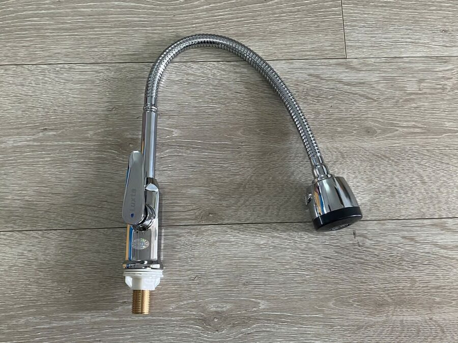 Vòi rửa chén thân mềm Luxta L3114T3B