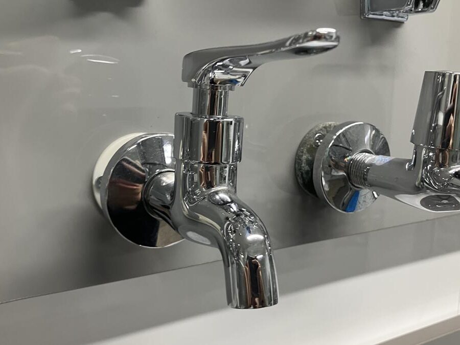 Vòi hồ Luxta L4102M