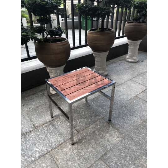 BÀN INOX SÂN VƯỜN B005